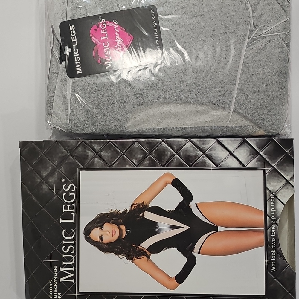 Music Legs Wet Look Two Tone Zip Up Teddy - Picture 5 of 5